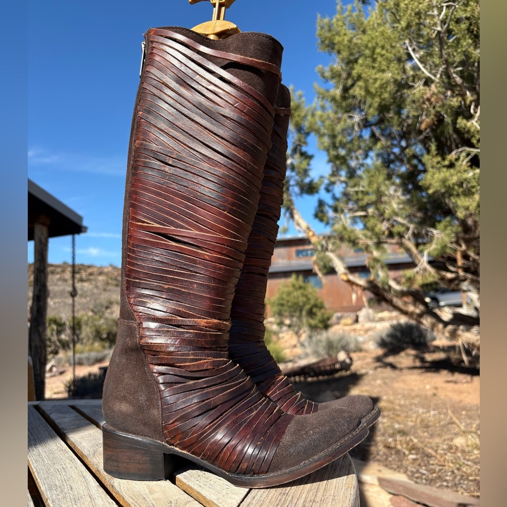 Freebird By Steven Logan Boots - Picture 2 of 16